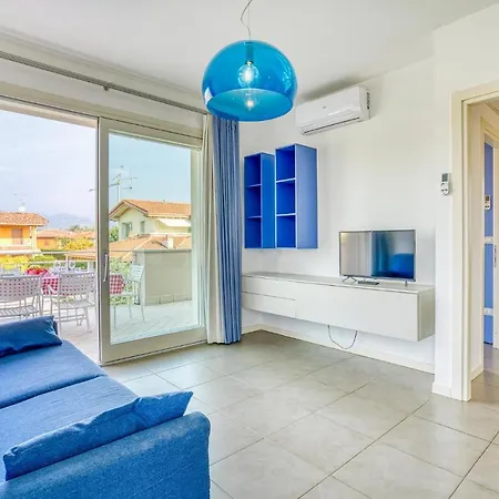 2 Bedroom Lovely In Puegnago Sul Garda *