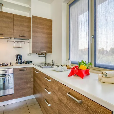 2 Bedroom Lovely In Puegnago Sul Garda *